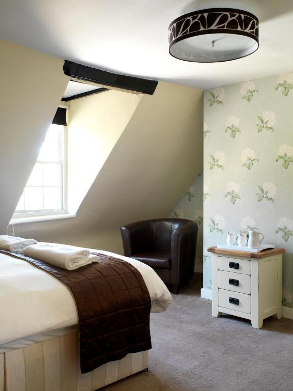 The Bull Hotel Maidstone/Sevenoaks Wrotham Room photo